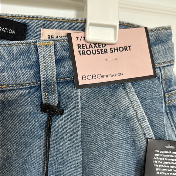 NWT BCBGeneration relaxed trouser shorts bundle Sz 7 - Picture 4 of 12